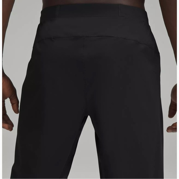 NWT Lululemon Surge Jogger in Black Size XS - Picture 4 of 6